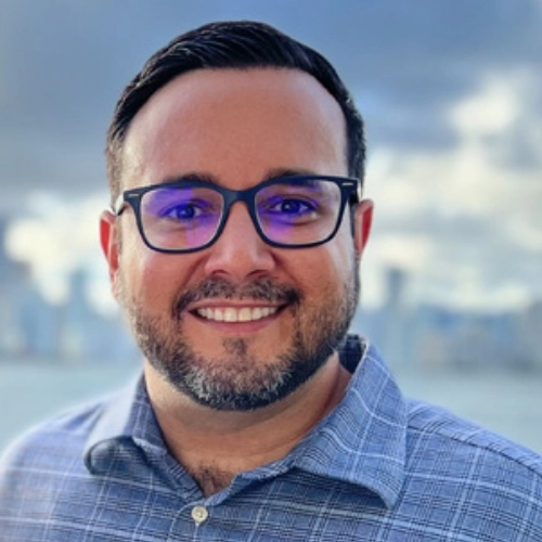 Jonathan Leyva Headshot