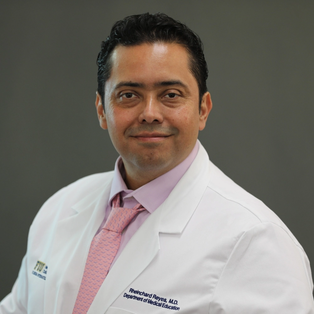 Rheinchard R. Reyes, M.D.