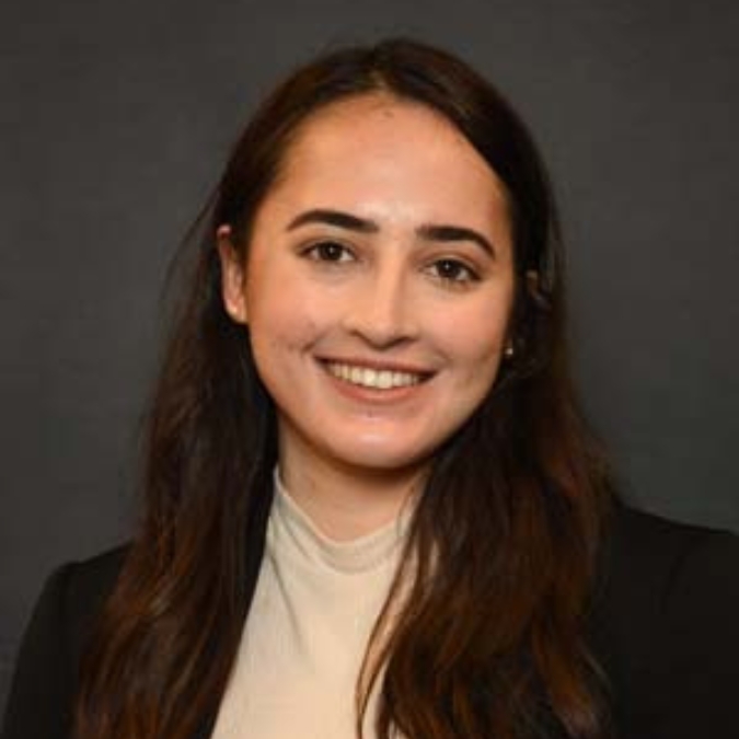 Headshot of Veronica Alvarez